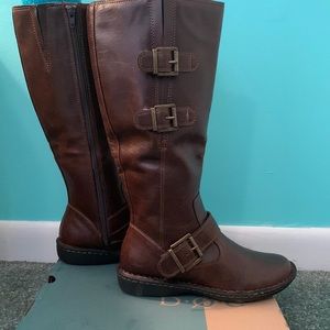 Women’s Brown Boots.